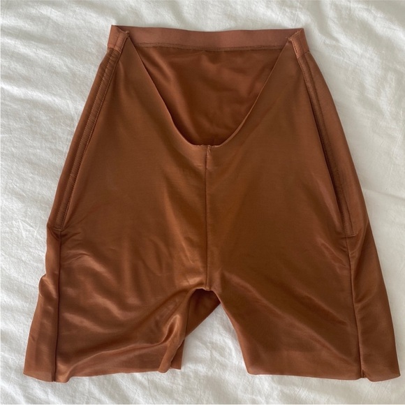 SKIMS BARELY THERE SHAPEWEAR LOW BACK SHORT NWT 3X - Picture 3 of 7